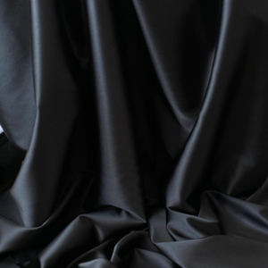 Acétate matériel doux fête soirée <span class=keywords><strong>sexe</strong></span> lingerie femme couture noir couleur unie soie satin tissu textile pour pyjamas - Product Image 6