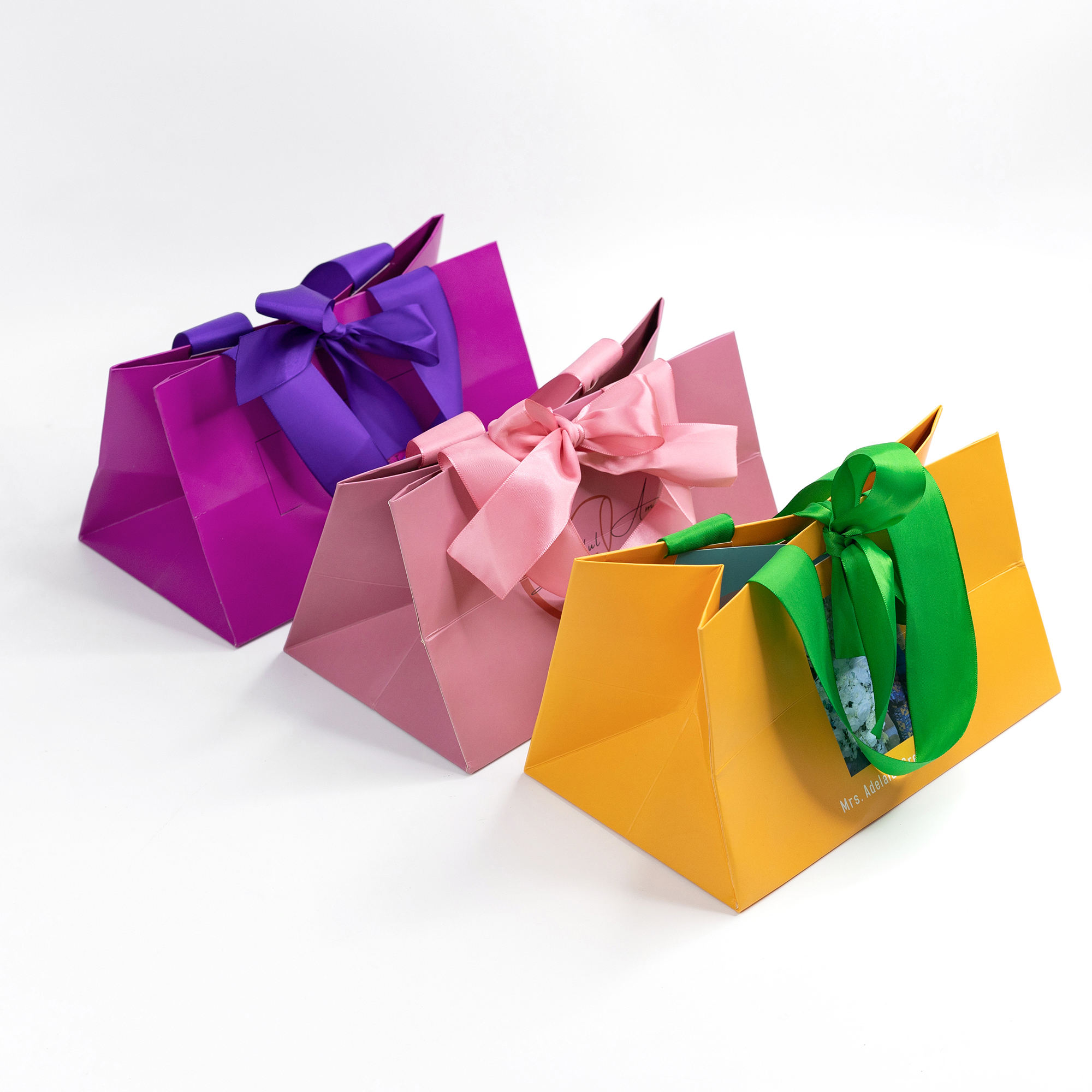 ด้านล่างกว้าง