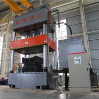 Presse hydraulique 1000-1200 tonnes pour le formage profond de tôles, panneaux de réservoirs d'eau, plateaux de service et éviers