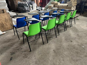 Chaises d'école et de bureau en plastique durables, empilables, modernes et populaires pour les événements, personnalisables en gros - Product Image 6