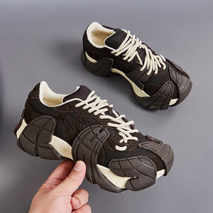 Scarpe da ginnastica in <span class=keywords><strong>vera</strong></span> <span class=keywords><strong>pelle</strong></span> con Logo personalizzato per donne e uomini che aumentano di altezza morbide e comode scarpe stringate alla moda invernali - Product Image 6