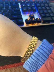 Nouveaux designs pour femmes en acier inoxydable massif pour Bracelet Bracelet de montre plaqué or étanche 14K Bracelets de bijoux sans ternissement - Product Image 4
