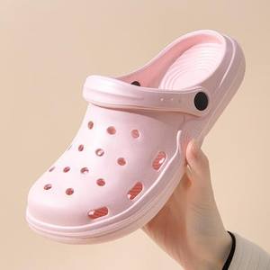 รองเท้าผ้าใบขนสัตว์เทียมสไตล์รักษ์โลกสำหรับผู้หญิง ใส่สบาย ใช้งานได้หลากหลายทุกฤดูและฤดูใบไม้ผลิ - Product Image 1