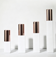Flacon de parfum vide en verre blanc mat au design unique avec bouchon en bois 5ml 10ml