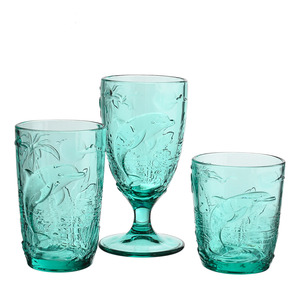 Calici in Vetro Blu Pressato Personalizzati Samyo, Bicchieri da Vino Rosso Vintage con Motivo a Delfino in Rilievo e Stelo Corto - Product Image 2