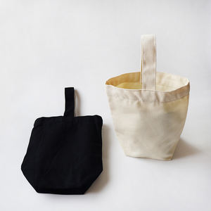 人気 再利用可能 キャンバス トートバッグ ミニ 白黒 コットン バッグ カスタムロゴ付き ポータブル おしゃれ ショッピングバッグ - Product Image 3
