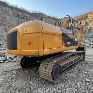 CAT 350D 中古掘削機 強力エンジン搭載の重機 - Product Image 1