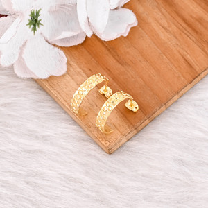 Pendientes de Diseño en Oro Amarillo para Mujer, Aretes Modernos de Latón, Joyería de Moda, Venta al Por Mayor - Product Image 4