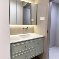Meuble de salle de bain en PVC à prix compétitif avec miroir intelligent anti-buée, armoire murale et lavabo en céramique