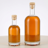 Bouteilles à liqueur écologiques de style nordique transparentes 700 ml 750 ml en verre pour Tequila Vodka Whisky Gin avec bouchons en liège
