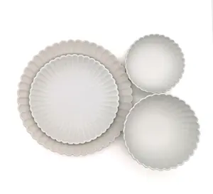 Ensemble d'assiettes à dîner festonné, vaisselle en porcelaine fine, durable, de style japonais, 8 pièces