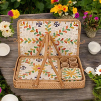 Ensemble de décoration de cuisine en céramique artisanale de luxe, accessoires de salle à manger élégants, y compris un service de table en rotin, cadeau pour les dîners classiques