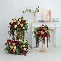 Centre de table en fleurs artificielles, grande composition florale de roses, centre de table fait main, boules de fleurs artificielles vertes et blanches en forme de roses