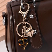 Breloque de sac vintage en écaille de tortue en forme de cœur, porte-clés en alliage doré, pendentif papillon, décor de sac à main, anneau porte-clés, bijoux de mode pour femme, cadeau