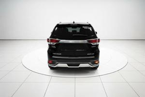 Toyota <span class=keywords><strong>Highlander</strong></span> 2017 2.0T AWD Luxe 7 places LHD, SUV familial grand format turbo essence d'occasion, disponible immédiatement pour l'exportation - Product Image 6