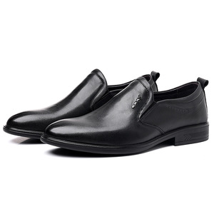 Nouvelles chaussures habillées en cuir véritable pour hommes, chaussures en cuir à bout pointu pour hommes, chaussures habillées à enfiler monobloc, chaussures en cuir pour hommes - Product Image 1