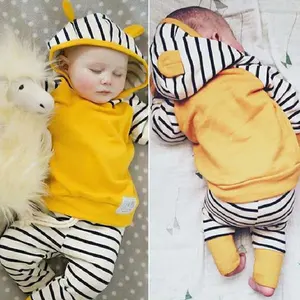Abbigliamento per bambini abito per bambini pantaloni a righe con cappuccio a maniche lunghe gialli abbigliamento per la casa pigiami per bambini abbigliamento per bambini autunnali
