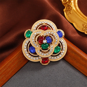 Broche de oro barroco de corte de lujo Retro Medieval colorido brillante <span class=keywords><strong>Barocco</strong></span> forma de piedra preciosa Pin grande de diamantes de imitación para mujer - Product Image 2