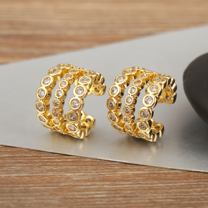 QIKU nuovo arrivo a forma di farfalla/stella Fine senza piercing orecchini a Clip per le donne singolo multistrato lustro zircone orecchini - Product Image 6