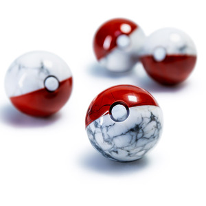 Vente en gros de sphères de cristal naturelles en howlite de haute qualité, sculptées à la main, artisanat populaire, pierre de guérison, petite boule de Poké Ball pour la décoration de la maison - Product Image 4