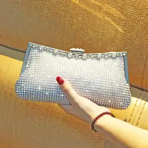 Wholesales Women Evening Bags Gold And Silver Crystal Clutches with Spikes Ladies Formal Diamond Purse Rhinestone Wallet