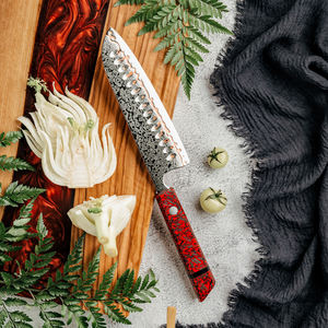 Grandsharp 7 pulgadas cocina Santoku cuchillo japonés 55 capas cobre Damasco acero Santoku cuchillos resina roja y mango de fibra de carbono - Product Image 3
