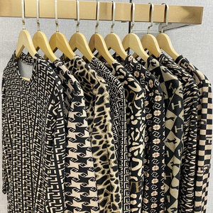 1.62 Dollar modèle QRF001 Blouse gros pull hauts grande taille dames maman dernières conceptions Blouse pour les femmes - Product Image 1