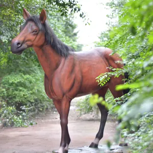 ملعب الغابة موضوع الديكور حديقة الحيوان سيليكون الحصان عرض الحصان المتحركة