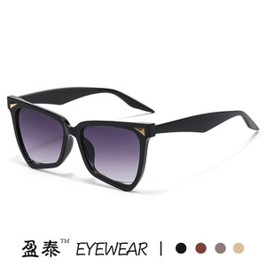 Lunettes de soleil arc-en-ciel UV400, monture PC, mode féminine, œil de chat, surdimensionnées - Product Image 4