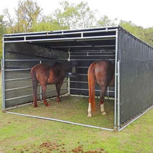 Abri pour chevaux de qualité supérieure avec toit, abri de terrain pour chevaux - Product Image 1