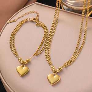 Conjunto de Joyería de Acero Inoxidable Chapado en Oro con Forma de Corazón para Mujer, Marca <span class=keywords><strong>MIOU</strong></span>, con Collar y Pulsera de Cadena Cubana de 4 mm - Product Image 2