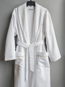 Albornoz de Hotel con Cuello Chal y Doble Capa de Felpa, Logotipo Personalizado Bordado, Ropa de Baño de Lujo para Spa de Cinco Estrellas - Product Image 6