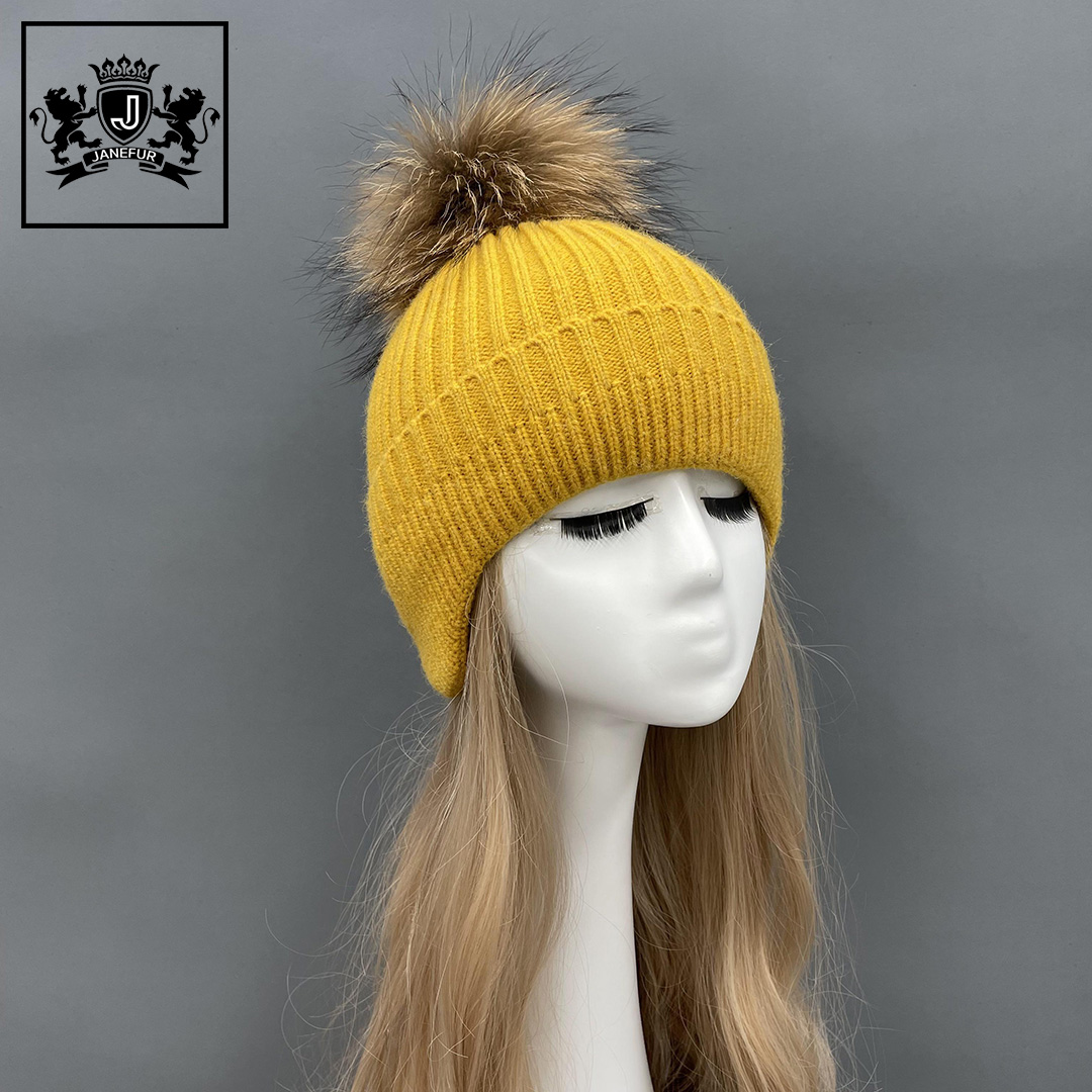 Теплая Вязаная Шапка-бини с логотипом на заказ, женская зимняя мягкая Шапка-бини с меховым помпоном, однотонная Шапка-бини с помпоном