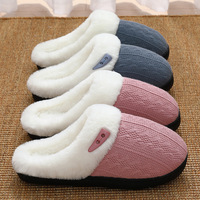 LOGO PERSONNALISÉ Chaussons d'intérieur chauds en fausse fourrure moelleuse tricotée pour l'hiver avec semelle antidérapante en TPR