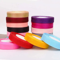 Ruban d'organza de rouleau de couleur unie personnalisé de quantité minimale de commande bas pour les cadeaux et l'ornement