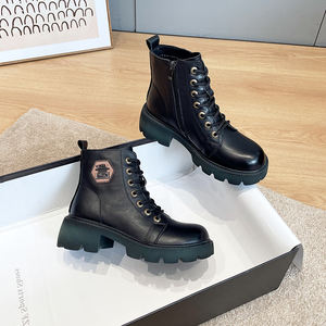 Botas Personalizadas de Cuero Vacuno Genuino con Cierre de Cremallera, Fabricadas por Mayoristas OEM para Mujeres y Niñas - Product Image 6