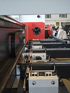 آلة قطع الأنابيب بالليزر 12 متر مع آلة قطع سبائك كبيرة القطر - Product Image 6