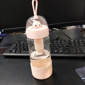 Enfants mignon cadeau gourdes <span class=keywords><strong>en</strong></span> plein air pour enfants logo personnalisé tasse enfants conteneur bouteille d'eau <span class=keywords><strong>en</strong></span> <span class=keywords><strong>verre</strong></span> avec infuseur <span class=keywords><strong>en</strong></span> silicone - Product Image 4