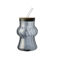 Gobelet en verre borosilicate avec couvercle en bambou et pailles, côtelé vertical, 3 couleurs
