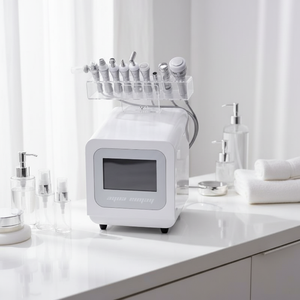 Explosive New Products H2O2 Bubble 9 in 1 Deep Cleaning Oxygen Aqua Peeling Microdermabrasion Machine - Product Image 1