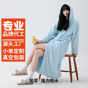 Peignoir transfrontalier en polaire corail pour femme, à manches longues, à capuche, absorbant, séchage rapide, couvrant tout le corps, automne-hiver, blanc et bleu - Product Image 3