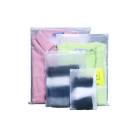 Emballage personnalisé pour vêtements, sac en plastique à fermeture éclair, sac à fermeture éclair mat noir givré pour l'emballage des vêtements, sacs transparents de luxe