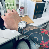 Montre pour homme sans logo, design original, lumineuse, résistante à l'eau 50m, style sportif et professionnel, montre-bracelet à quartz tendance 43mm