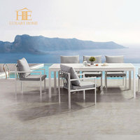 Usine de meubles de jardin Foshan, ensembles de meubles de salle à manger de luxe en aluminium pour cour, table de salle à manger extérieure pour 10 personnes, chaises