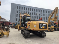 Vente flash : Excavatrice sur chenilles CAT 320D, godet de terrassement, machine de construction d'occasion en excellent état