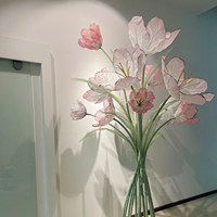 Arrangement floral artisanal L224 de couleur blanche, fleurs géantes en papier d'anémone et de pissenlit pour la décoration de mariage, de fête ou de vitrine