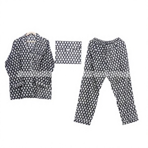 Conjunto de Pijama Corto de Algodón Estampado a Mano, Diseño Floral Marrón, Ropa de Dormir para Mujer, Ropa de Verano, Ribete Blanco, Estilo Boho, Elegante - Product Image 1