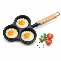 Poêle à œufs en fonte à 3 compartiments, poêle à petit-déjeuner pré-culottée avec manche en bois, ustensile de cuisson pour crêpes, vente en gros OEM