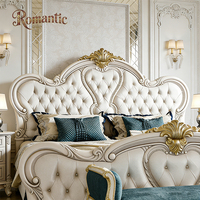 Luxuriöses Europäisches Französisches Schlafzimmer-Möbelset Kingsize-Bett Gepolstertes Kopfteil aus Massivholz für Villa und Hotel