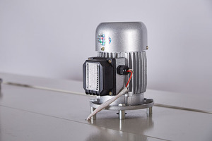 Machine d'emballage automatique PE6040 pour film PE, tunnel de rétraction thermique, emballage de bouteilles d'eau, découpe de manchons, machine de rétraction thermique - Product Image 6
